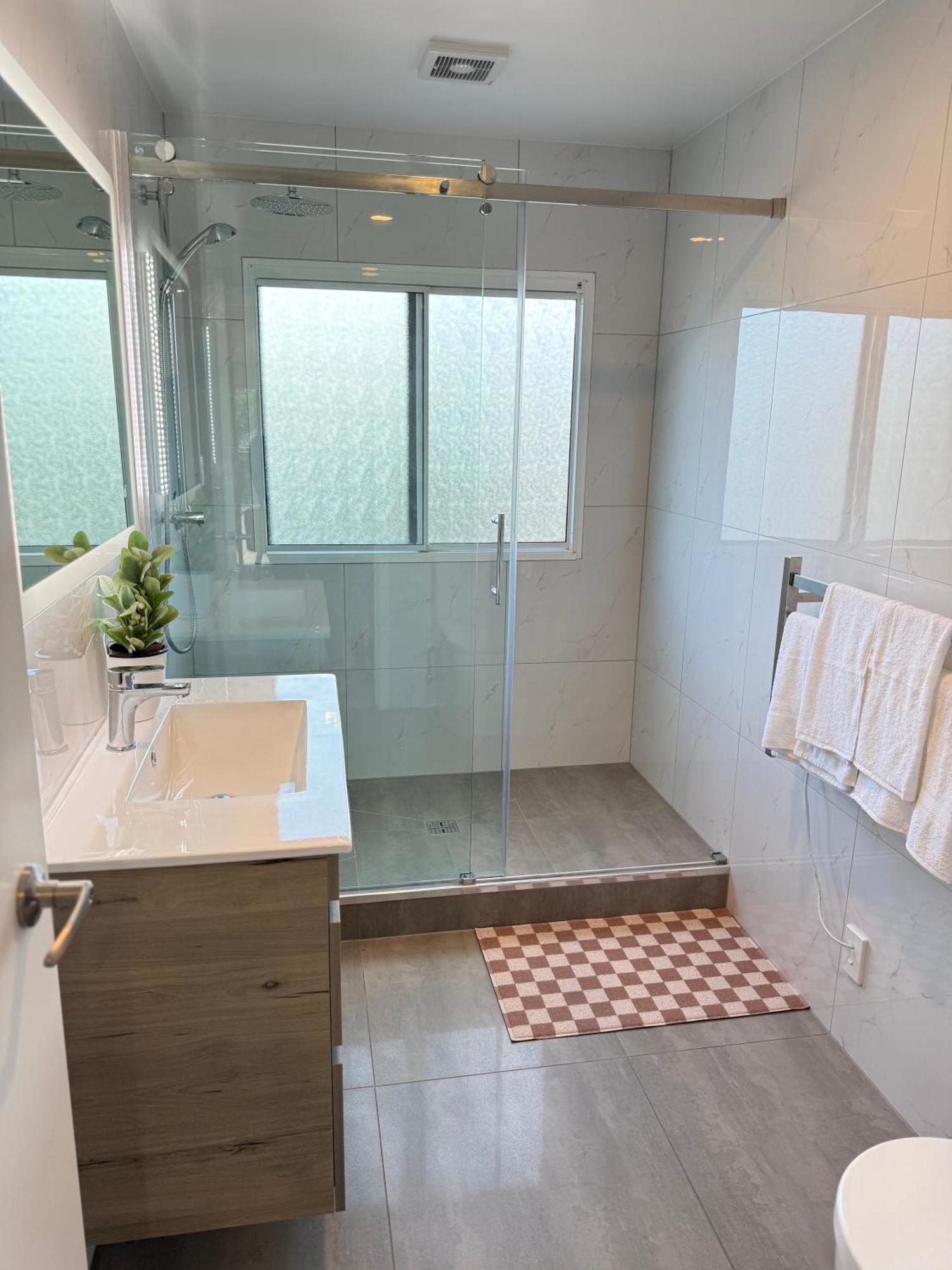 The Luxe Hidden Gem Villa In Auckland Heart - 3 Bedrooms Near Newmarket Westfieldmall Exteriör bild