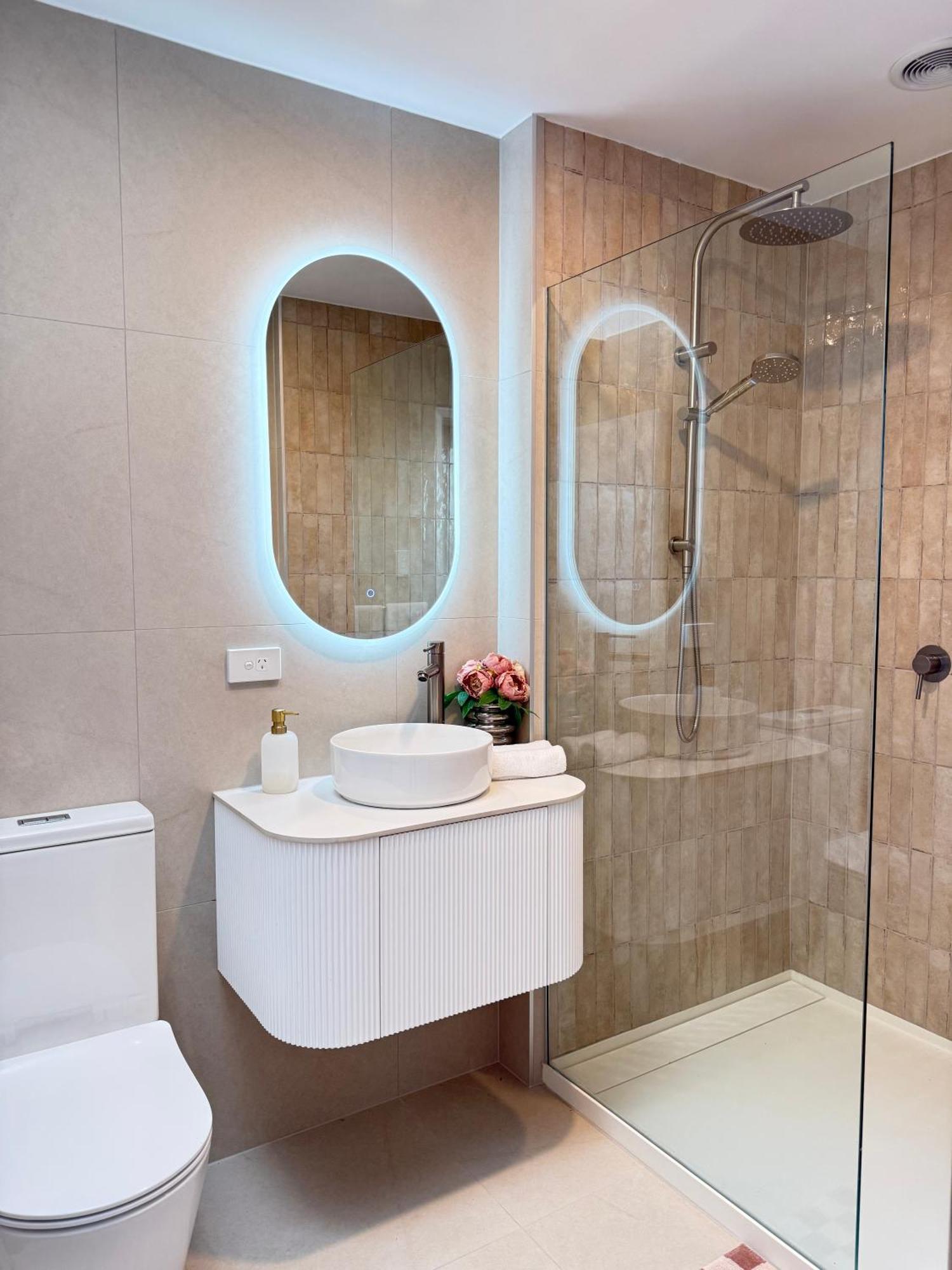 The Luxe Hidden Gem Villa In Auckland Heart - 3 Bedrooms Near Newmarket Westfieldmall Exteriör bild
